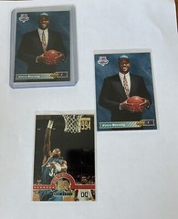 Varied Lot of 3 Alonzo Mourning Hornets Basketball Cards (Z2)
