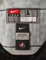 Nike Team Canada Connolly IIHF Hockey Jersey Large Red Black Sewn Stitched EUC