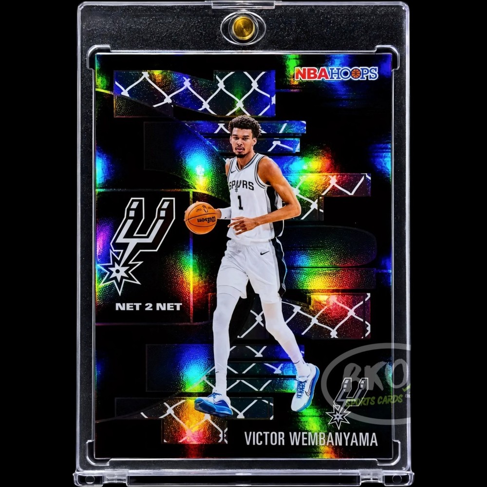 VICTOR WEMBANYAMA RARE BLACK REFRACTOR SP Insert Holo Foil 2025-26 Spurs