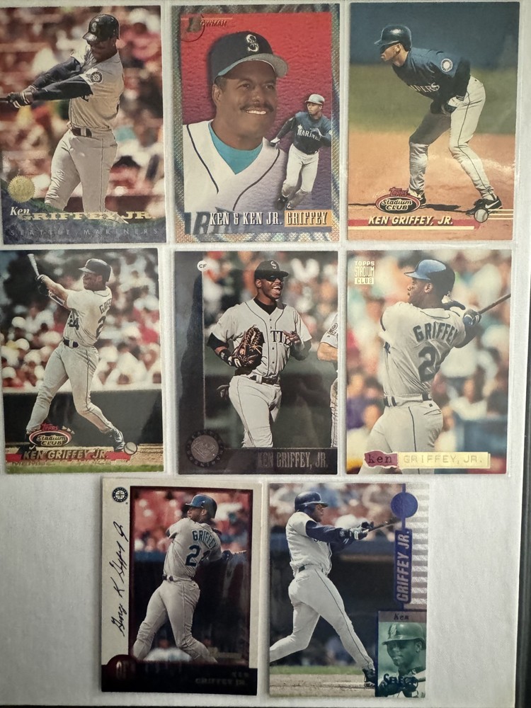 KEN GRIFFEY JR « Man Cave » Collection of 8 MLB HOF Vintage Seattle Mariners 2559