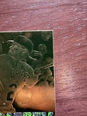 1998 Score Board 23 Karat Gold Chasing 61 – Game Breakers Ken Griffey Jr, /5000