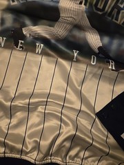 Derek Jeter.MLB Legends Collection Satin Jacket NewYork Yankees Exclusive Rare!