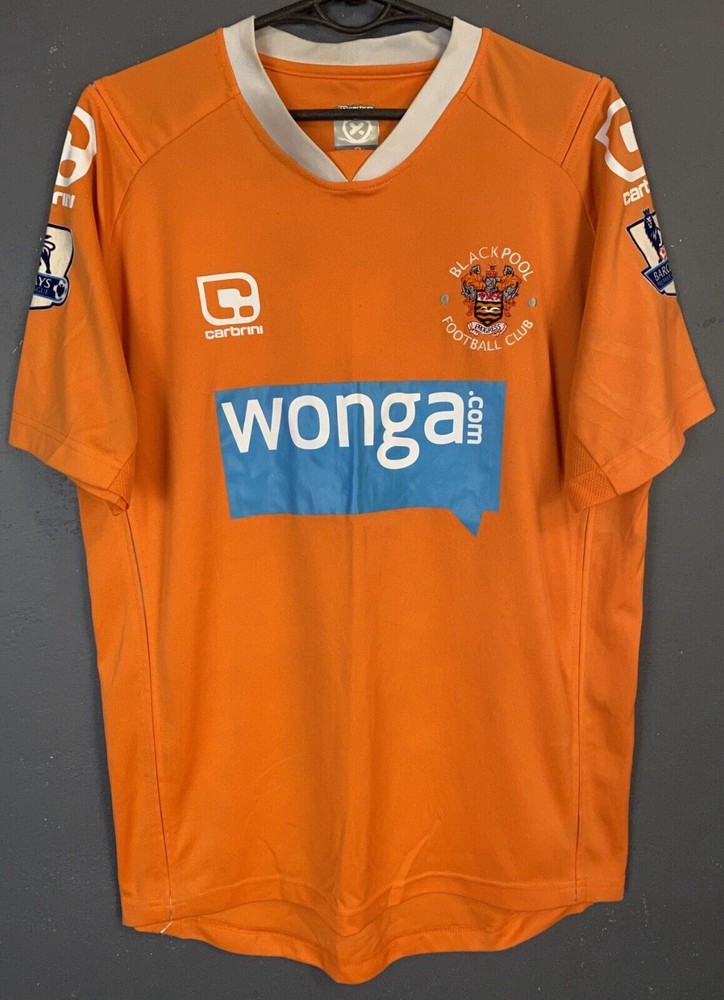 MEN&rsquo;S BLACKPOOL 2010/2011 HOME SOCCER FOOTBALL SHIRT JERSEY MAILLOT SIZE S SMALL