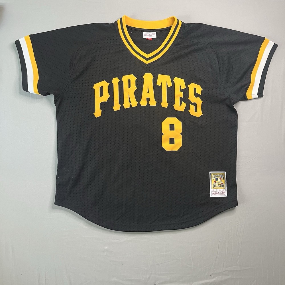 Mitchell & Ness Pirates Willie Stargell #8 1982 Jersey 52 (2XL) Cooperstown