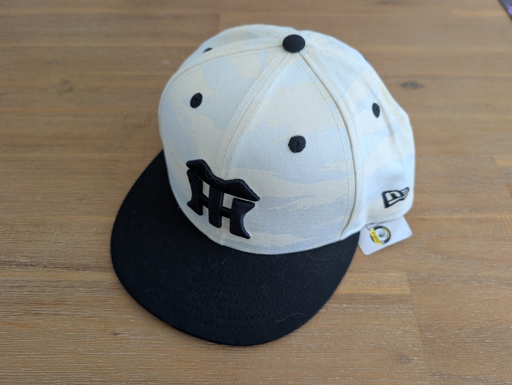 Hanshin Tigers Men&rsquo;s Baseball Hat New Era