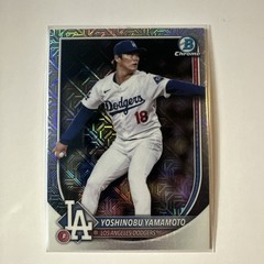 2025 Bowman – Yoshinobu Yamamoto #18 Chrome Mojo Refractor