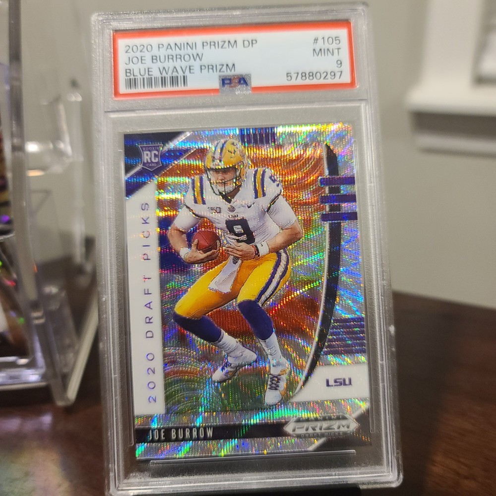 Panini Prizm Draft Picks 2020 Joe Burrow #105 Blue Wave Prizm /299 RC PSA 9