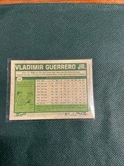 2026 Topps Heritage – Vladimir Guerrero Jr. #46 Chrome Silver Sparkle Refractor