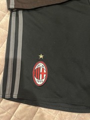AC Milan 2016-17 Home Kit Size Youth Medium 11-12 Years