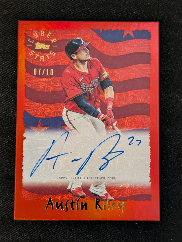 2025 Tops Archives – Austin Riley Cyber Stats 1995 Red On Card Auto /10 #95CA-AR