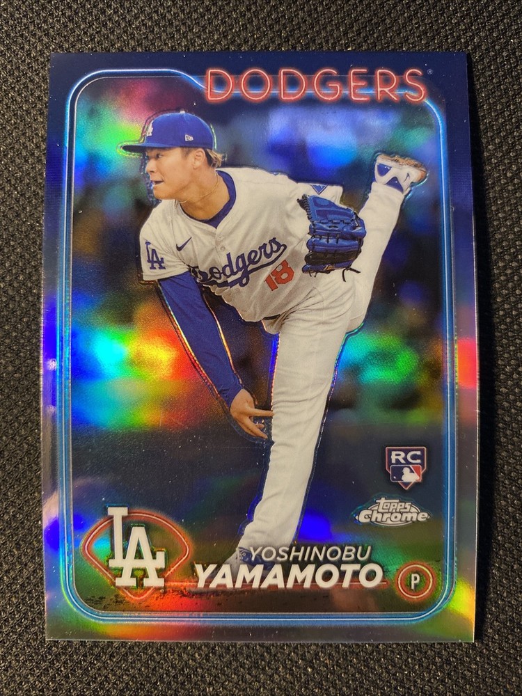 Yoshinobu Yamamoto 2024 Topps Chrome Refractor #18 RC Rookie Dodgers FREE SHIP!
