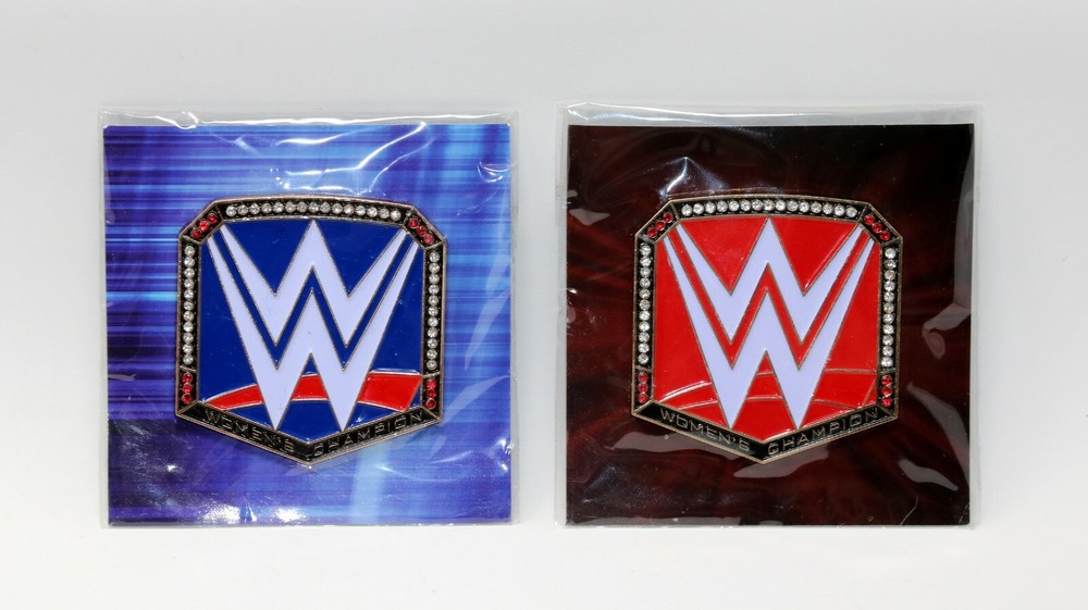 Lot of 2 WWE Women&rsquo;s Raw RED & Smackdown BLUE Championship Pins Loot Slam Crate