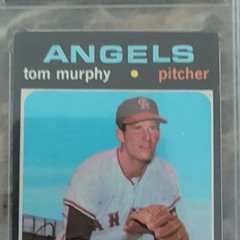 Topps 1971 Tom Murphy #401 California Angels Baseball Card GMA Graded 5.5