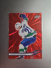 2025-26 Upper Deck Series 1 – Nils Hoglander #178 Outburst Red /25
