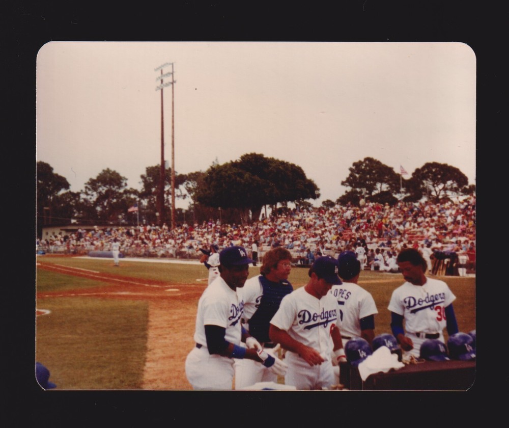 1980 Steve Garvey & Others 4-3/8 x 3-1/2 Type 1 Spring SNAPSHOT PHOTO #5