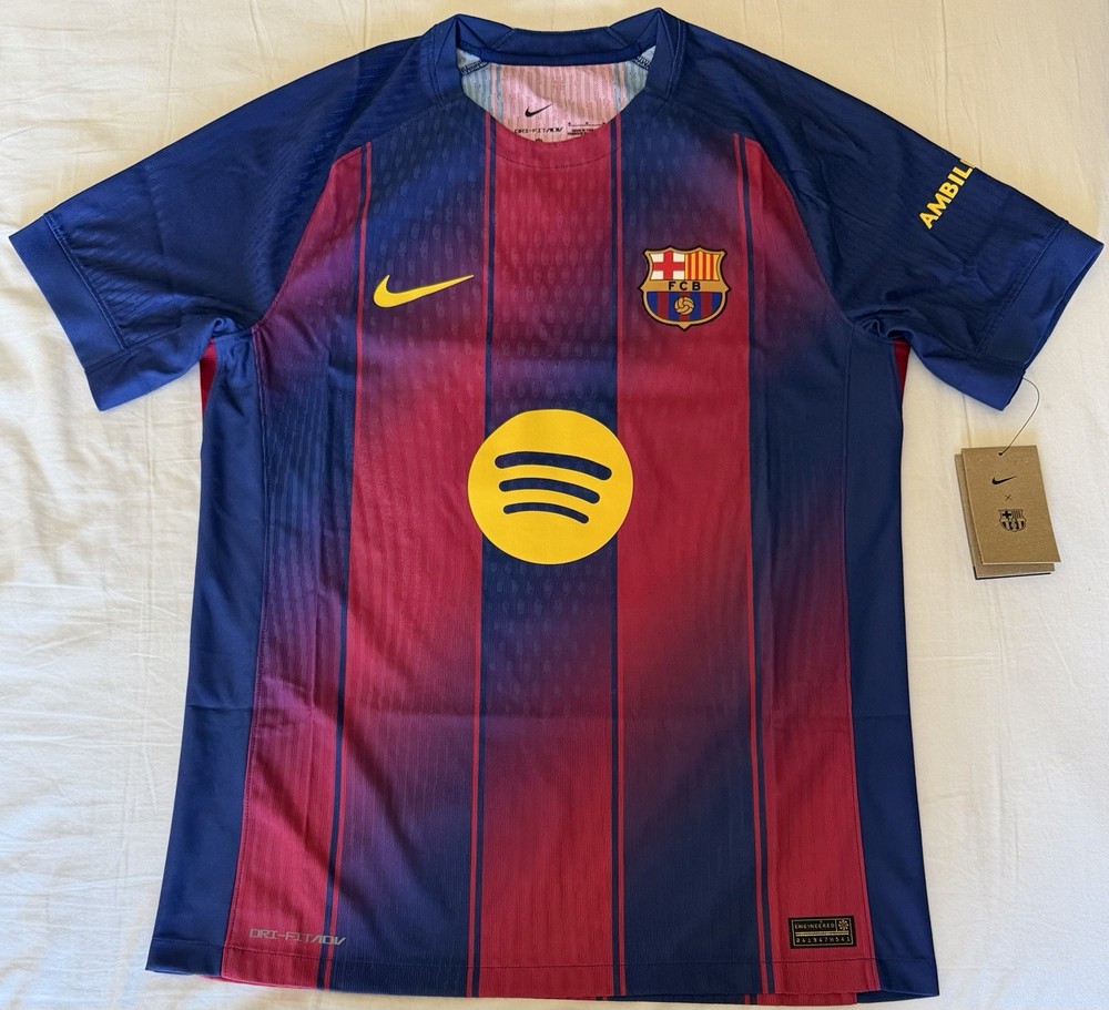 Nike FC Barcelona 25/26 Authentic Home Soccer Jersey HJ4590-456 Men’s Sz: Medium