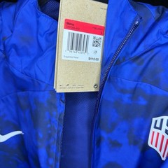 Nike USA Soccer Men&rsquo;s Blue Jacket Size L Style CW1008-452