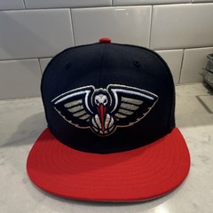 New Era New Orleans Pelicans 59FIFTY Cap (Navy and Red, NBA, Size 7 1/4)