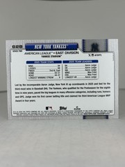 2026 Topps #628 New York Yankees Silver Crackle Foil