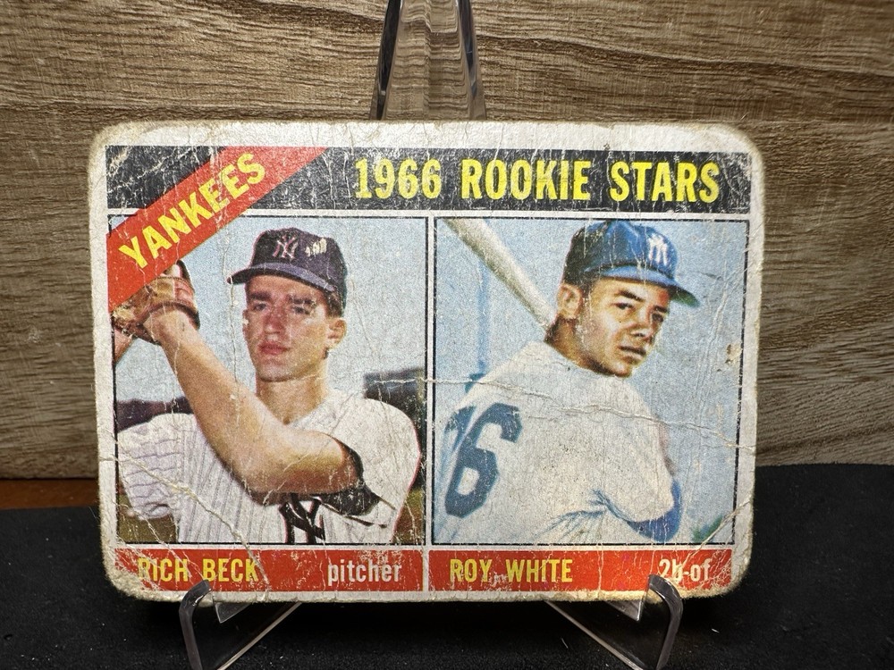 1966 Topps – 1966 Rookie Stars Roy White, Rich Beck #234 (RC)