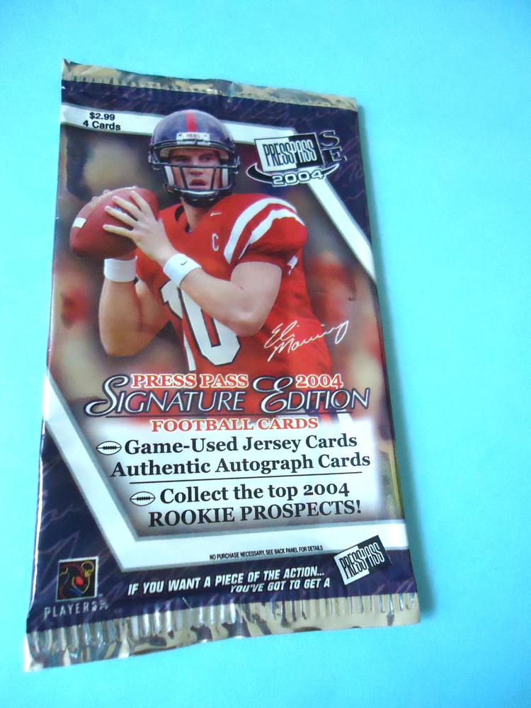 2004 Press Pass Football card wrapper – Eli Manning – New York Giants – QB
