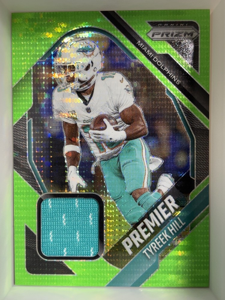 2025 Panini Prizm Tyreek Hill Green Premier Patch Dolphins Memorabilia