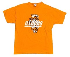 Illinois Fighting Illini — Fruit Of The Loom T-Shirt — Size Men’s XL