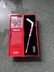 Detroit Red Wings Great Dominik Hasek Mini Stick In Special Case (/7500)