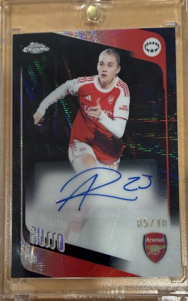Topps Chrome Alesia Russo Black Refractor Auto /10 CA-AR UEFA 25/26 Arsenal