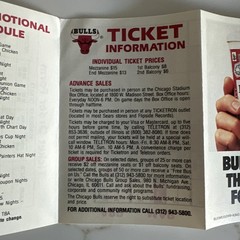 1985-86 CHICAGO BULLS BASKETBALL POCKET SCHEDULE MICHAEL JORDAN BUD AD + Stubs