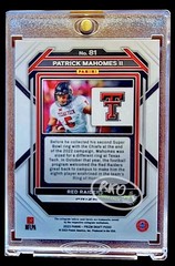 Patrick Mahomes RARE GOLD CRACKED ICE REFRACTOR INVESTMENT CARD PANINI SP MINT