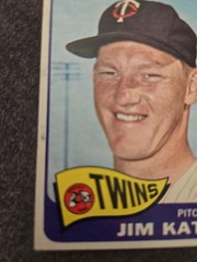 1965 Topps – Jim Kaat #62 Name Misspelled as Katt