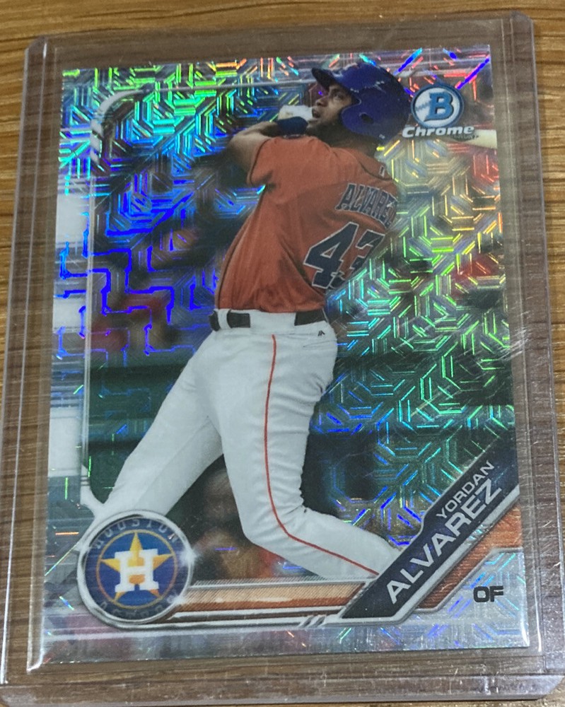 2019 BOWMAN CHROME MOJO REFRACTOR YORDAN ALVAREZ ASTROS RC