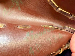 VTG Goodwin Cookie Rojas (Phillies/Royals) 11” Baseball Glove – RHT – 11&Prime;