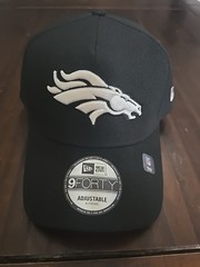 Denver Broncos Logo New era 9forty A Frame Blackout Snapback Hat cap Nwt