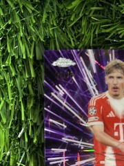 LENNART KARL 2025-26 TOPPS CHROME UCL BLACK LAZER PURPLE ROOKIE AUTO /75