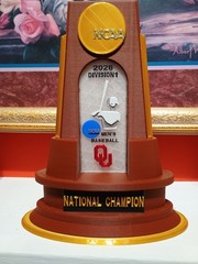 2026 NCAA OKLAHOMA SOONERS BASEBALL CHAMPIONSHIP TROPHY