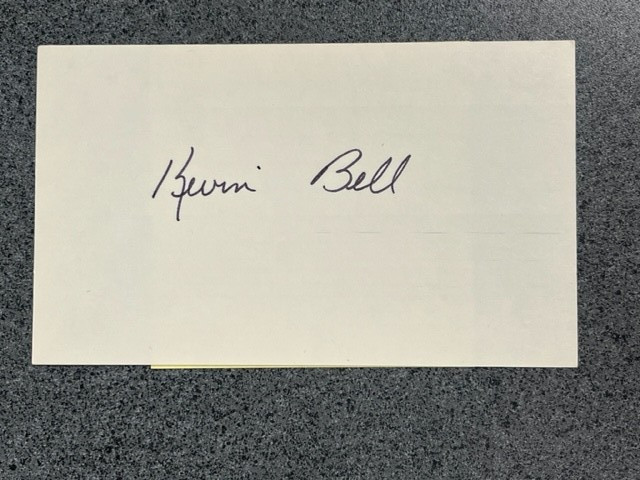 KEVIN BELL (1976) autographed 3 x 5 index card MLB Guaranteed to Pass