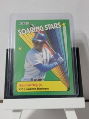 Fleer &rsquo;90 Soaring Stars Ken Griffey Jr. 6/ 12 Baseball Card (Pefectly centered)