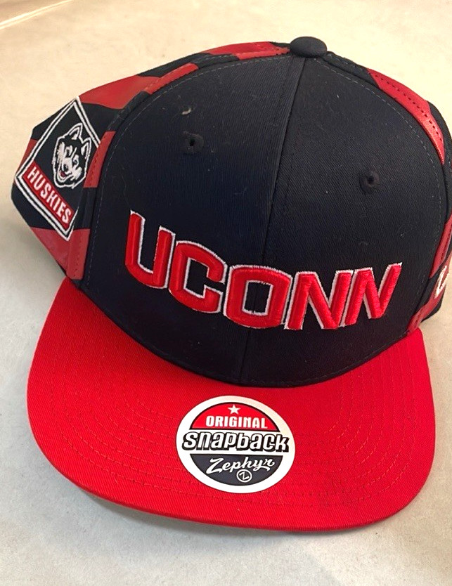 Connecticut Huskies UCONN Zephyr Hat Cap Snapback Flat Bill
