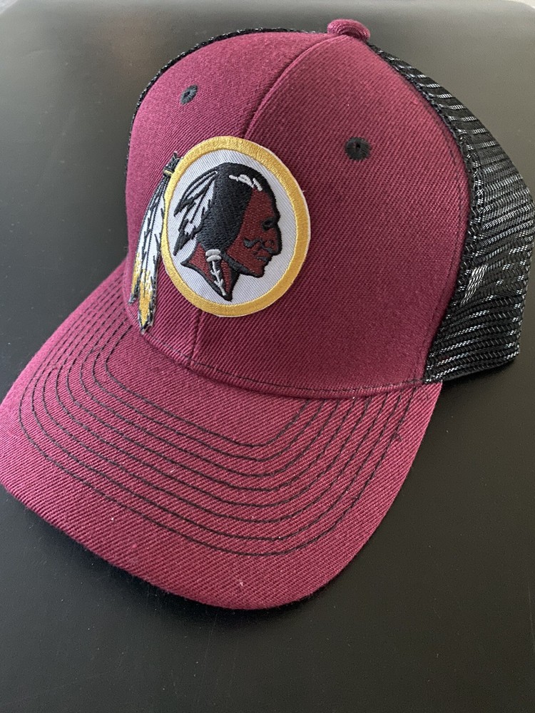 Throwback Vintage Washington Redskins Logo Trucker Maroon Black Mesh Cap Hat NEW