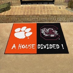 CLEMSON TIGERS/SOUTH CAROLINA GAMECOCKS——HOUSE DIVIDED HOUSE RUG