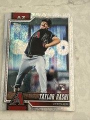2026 Topps Series 2 Taylor Rashi Holo Crackle Foil #615 RC – Rookie Insert Card