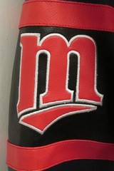 Minnesota Twins XL Men&rsquo;s Black Navy Red Faux Leather Bomber Jacket NWT