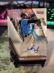 2019 Bowman&rsquo;s Best Auto Victor Victor Mesa #B19-VVM Miami Marlins