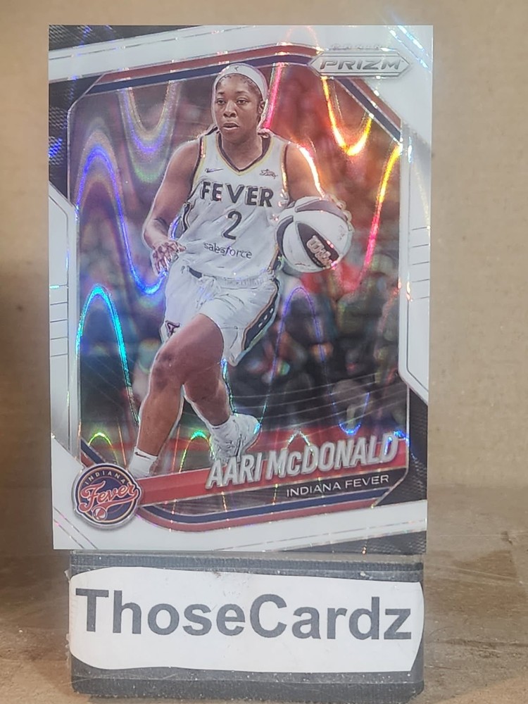 2025 Panini Prizm WNBA White Seismic Prizm #10 Aari McDonald
