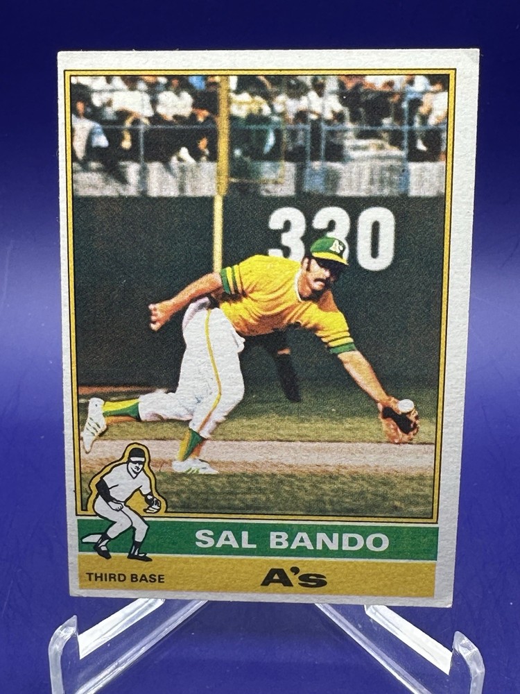 SAL BANDO 1976 Topps #90 – EX – Oakland