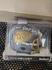 Kansas City Chiefs RARE Slate Mini Helmet Autographed Willie Roaf Beckett
