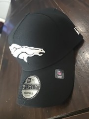 Denver Broncos Logo New era 9forty A Frame Blackout Snapback Hat cap Nwt