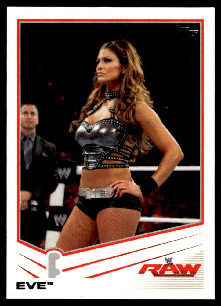 2013 Topps WWE Eve #15